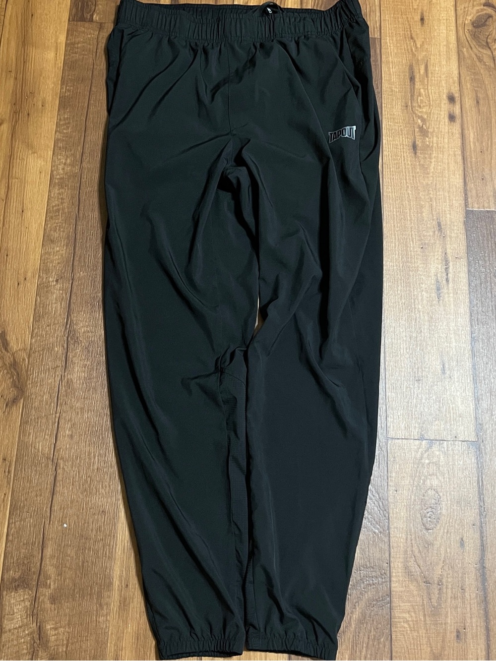 WWE x Tapout Men’s Size Large Black Athletic Jogger Pants Activewear